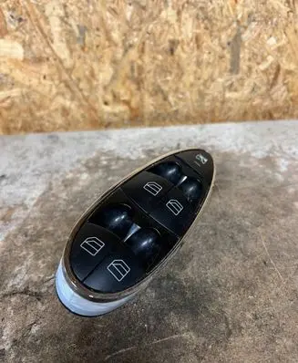Mercedes-Benz E W211 Electric window control switch A2118219951 SWF501703