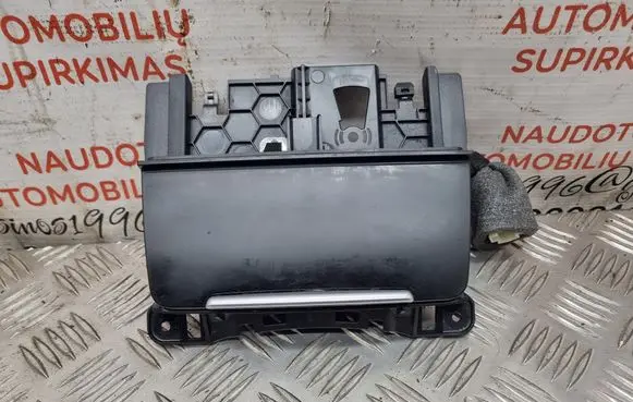 Audi A4 S4 B8 8K Car ashtray 8K0857951