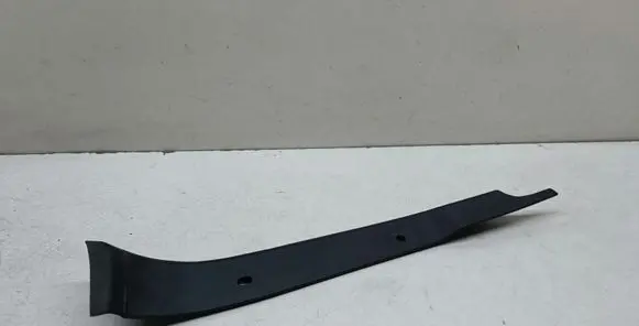 BMW 1 F20 F21 Rear/tail light trim molding 7300663 51247300663
