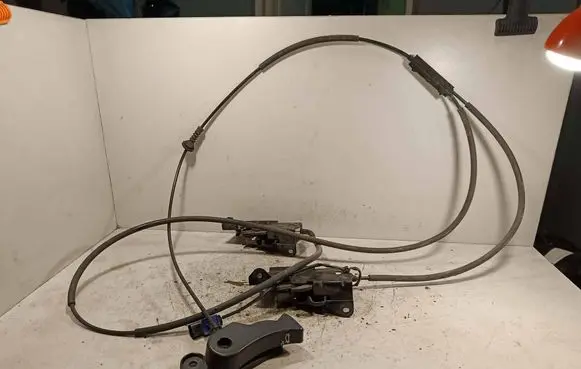 BMW 3 F30 F35 F31 Engine bonnet/hood lock release cable 7221913