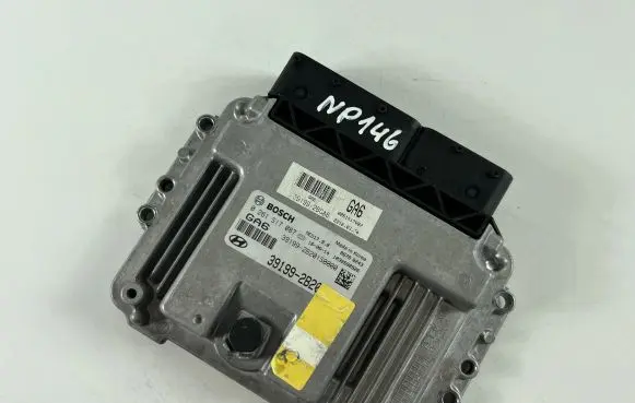 Hyundai i30 Engine control unit/module ECU 391992B208 0261S17087