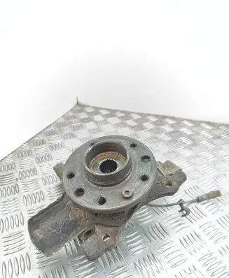 Opel Astra H Front wheel hub