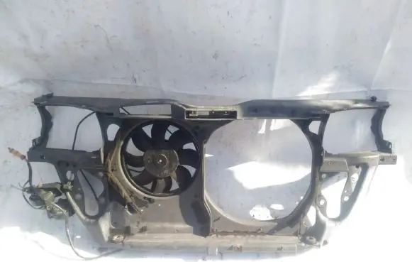 Volkswagen PASSAT B5 Radiator support slam panel 3B0805594