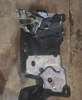Mercedes-Benz GLC C254 Heat shield in engine bay A2546200300 E11022024 15746A