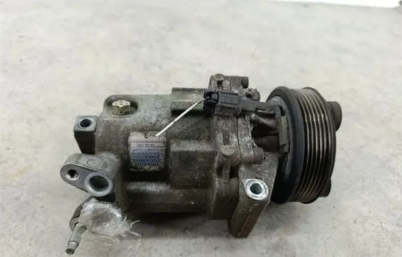 Nissan Tiida C11 Air conditioning (A/C) compressor (pump) 