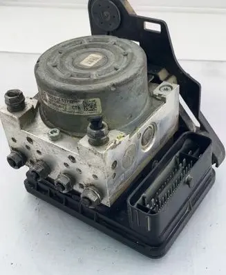Volkswagen PASSAT B8 ABS Pump 28515423203 3Q0907379Q 10091603173T