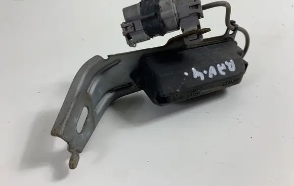Toyota RAV 4 (XA30) Tire pressure sensor 8976542010