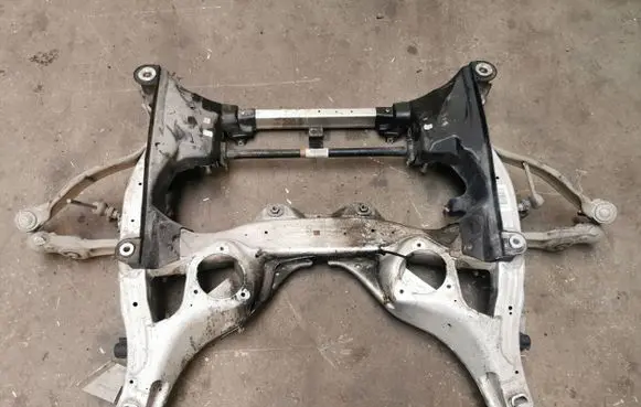 BMW 5 F10 F11 Front subframe 6796692