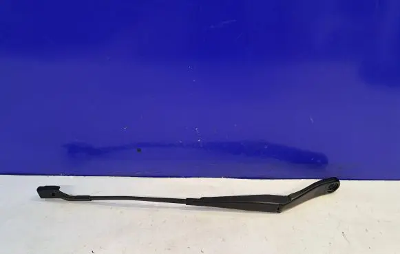 Volvo S60 Windshield/front glass wiper blade 30753504