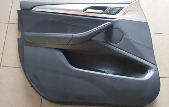 BMW X3 G01 Front door card panel trim