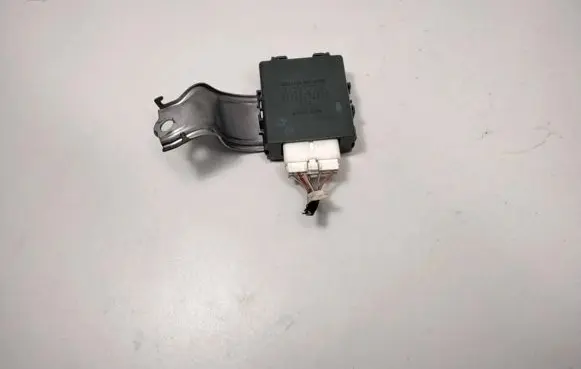 Lexus IS 220D-250-350 Door control unit/module 8597053030 0515004060