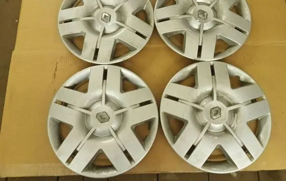 Renault Scenic II - Grand scenic II R16 wheel hub/cap/trim 8200114723