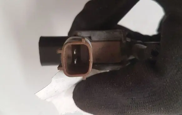 Mazda 6 Valve vacuum