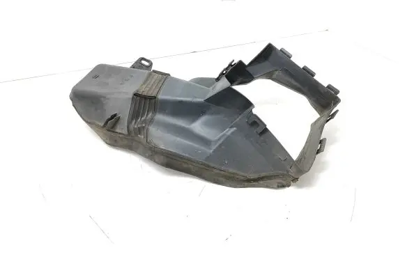 Peugeot 3008 II Air intake duct part 9811359480 C067600911