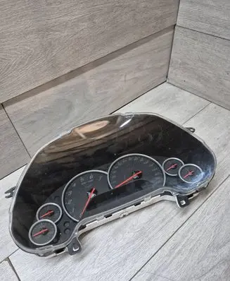 Chevrolet Corvette Speedometer (instrument cluster) 10385794