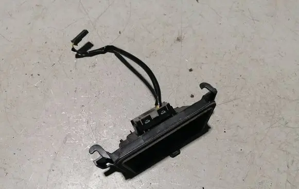 Buick Encore I Tailgate opening switch 95034856