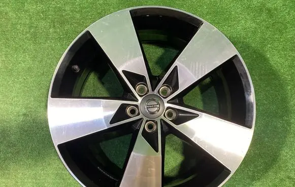 R19 alloy rim