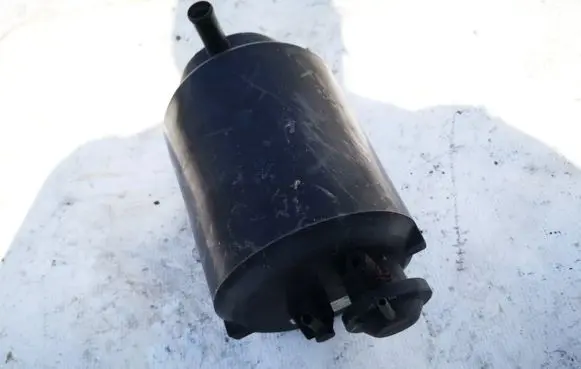 Nissan Terrano Active carbon filter fuel vapour canister 149500f300