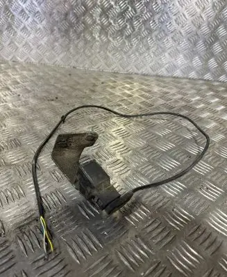 Mercedes-Benz E W211 Air suspension front height level sensor A0105427717