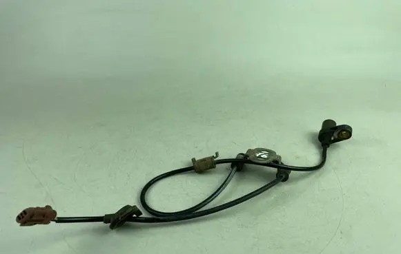 Subaru Legacy ABS brake wheel speed sensor 27540AE020