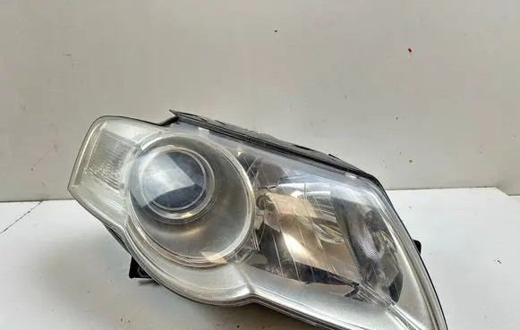 Volkswagen PASSAT B6 Headlight/headlamp 3C0941006Q