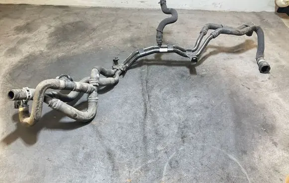 Audi A3 8Y Engine coolant pipe/hose 5WA121065D 6635897