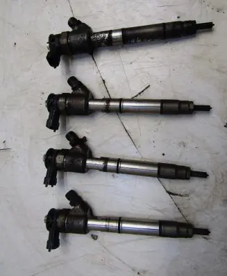 Hyundai Tucson TL Fuel injectors set 