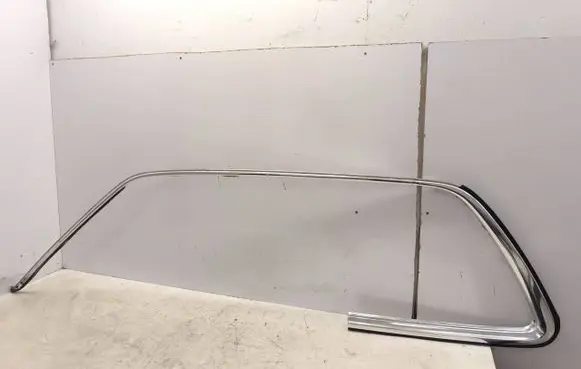 Mercedes-Benz W123 Rear glass trim 