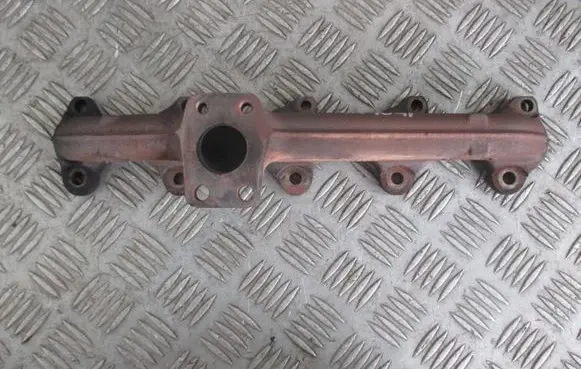 Peugeot 407 Exhaust manifold