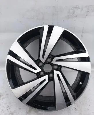 Volkswagen T-Cross R18 alloy rim 