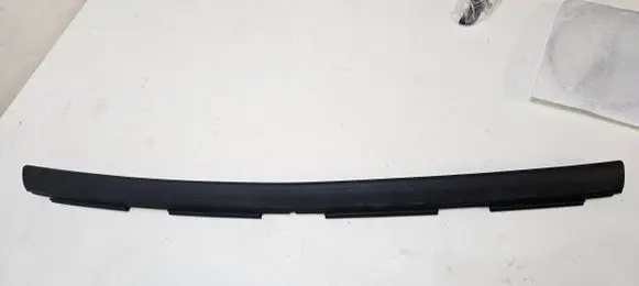 BMW 7 G11 G12 Engine compartment rubber 7347394