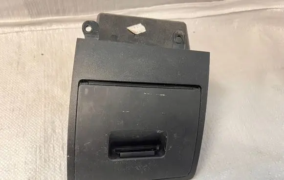 BMW 5 E60 E61 Glove box 7156225