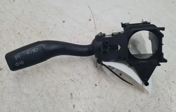 Audi A4 S4 B6 8E 8H Indicator stalk 8E0953513A