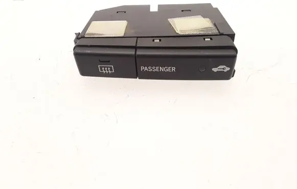 Toyota Avensis T250 Windscreen/window heater switch 8479005130