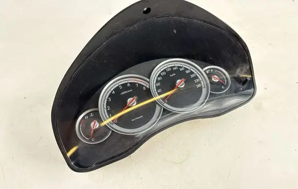 Subaru Legacy Speedometer (instrument cluster) 85012AG77
