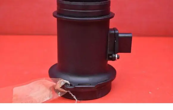 Audi Q7 4L Mass air flow meter 059906461K