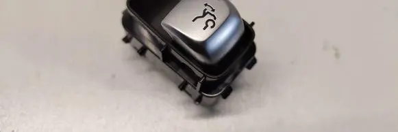 Mercedes-Benz GLC C253 Tailgate opening switch A2059051713