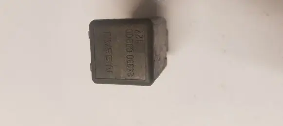 Nissan Primera Other relay 2433009900