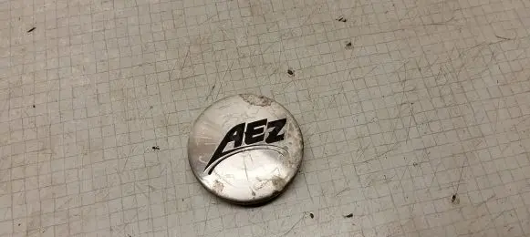 Volkswagen Golf V Original wheel cap 58MM AEZ