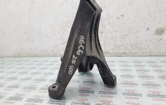 Audi A6 S6 C6 4F Engine mounting bracket 4F0199308P