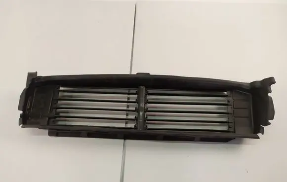 Volvo S90, V90 Intercooler air channel guide 31383212