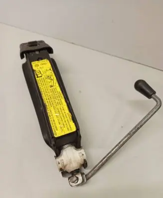 Volkswagen Golf V Lift Jack 1K0011031C