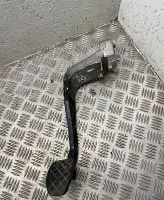 Audi A6 S6 C5 4B Clutch pedal 8D1721316F