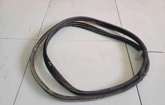 Peugeot Bipper Rubber seal front coupe door 
