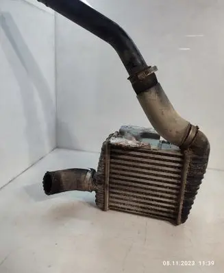 Hyundai Elantra Intercooler radiator 2827027010