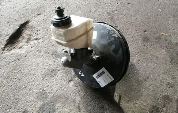Renault Kangoo I Brake booster 7700308990L