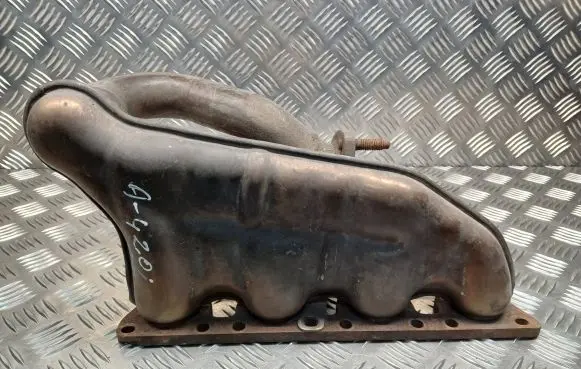 Audi A4 S4 B6 8E 8H Exhaust manifold 06B253031P