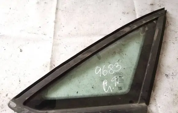 Ford Focus Rear side window as2