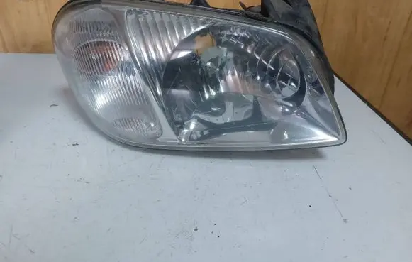 Mazda Tribute Headlight/headlamp 2T2413005 603450 9X21W