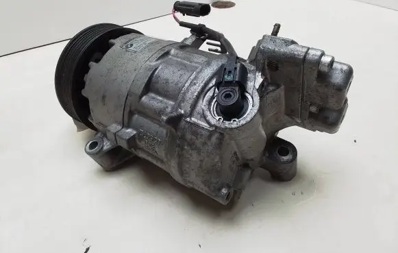 BMW X1 E84 Air conditioning (A/C) compressor (pump) 9182793 029068 926000C25